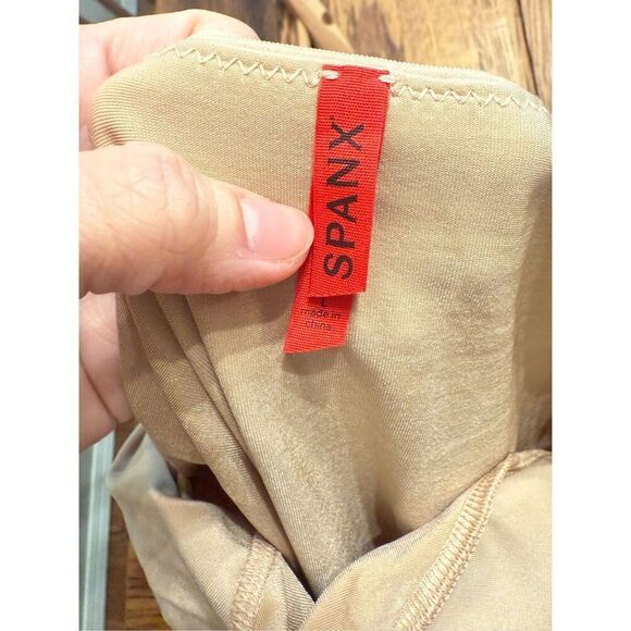 Spanx Nude Tan Simplicity Lingerie Full Shaping Strap Half Slip Shapewear Large - Picture 5 of 5